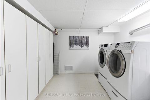 Photo 30 at 910 Crocus Crescent, Downtown Whitby, Whitby