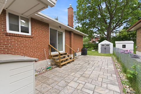 Photo 31 at 910 Crocus Crescent, Downtown Whitby, Whitby
