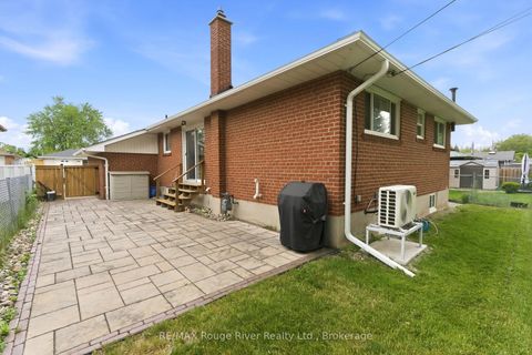 Photo 32 at 910 Crocus Crescent, Downtown Whitby, Whitby