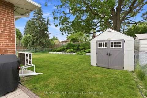 Photo 33 at 910 Crocus Crescent, Downtown Whitby, Whitby