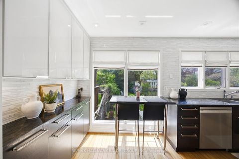 Photo 8 at 547 Merton Street, Mount Pleasant East, Toronto