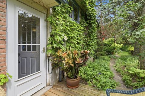 Photo 10 at 803 Rodney Court, Centennial, Oshawa