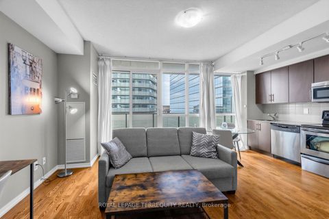 Photo 6 at 3111 - 55 Bremner Boulevard, Waterfront Communities C1, Toronto