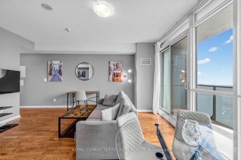 Photo 12 at 3111 - 55 Bremner Boulevard, Waterfront Communities C1, Toronto