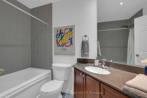 Photo 20 at 307 - 6 Toronto Street, City Centre, Barrie
