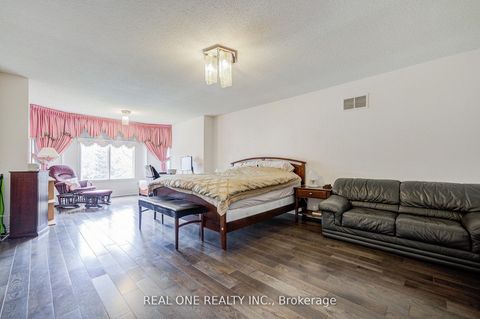 Photo 14 at 261 Mckee Avenue, Willowdale East, Toronto