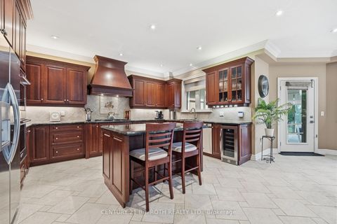 Photo 17 at 20 Creston Road, Glen Park, Toronto