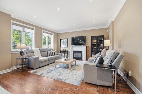 Photo 22 at 20 Creston Road, Glen Park, Toronto