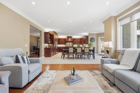Photo 24 at 20 Creston Road, Glen Park, Toronto