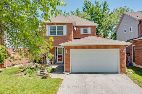 Photo 1 at 66 Kyle Crescent, Keswick North, Georgina