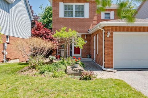 Photo 3 at 66 Kyle Crescent, Keswick North, Georgina