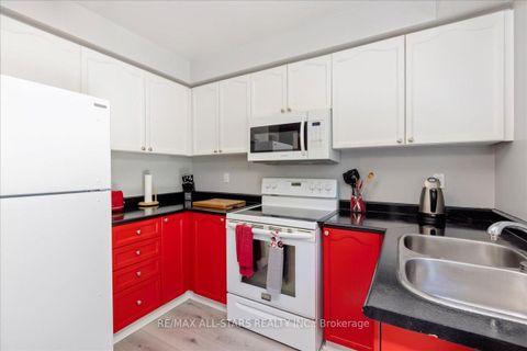 Photo 10 at 66 Kyle Crescent, Keswick North, Georgina