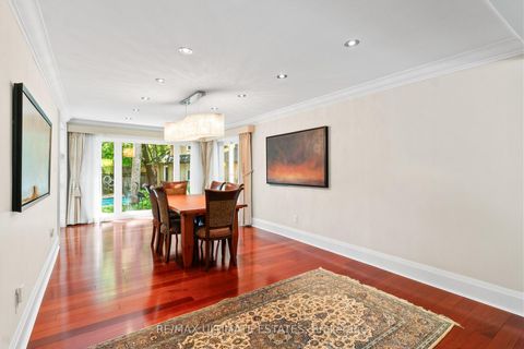 Photo 8 at 41 Thornridge Drive, Yorkhill, Vaughan