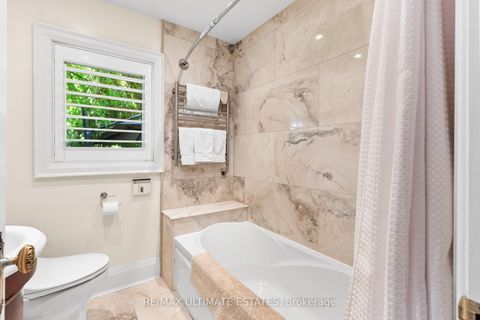 Photo 20 at 41 Thornridge Drive, Yorkhill, Vaughan