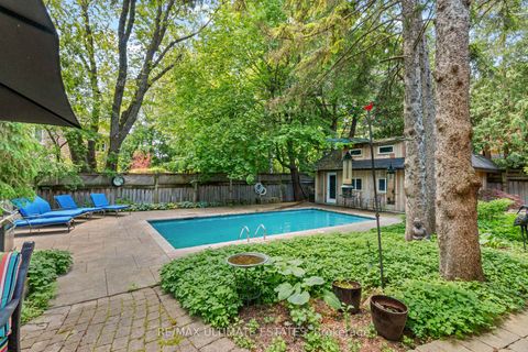 Photo 23 at 41 Thornridge Drive, Yorkhill, Vaughan