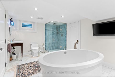 Photo 37 at 41 Thornridge Drive, Yorkhill, Vaughan
