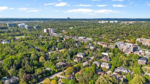 Photo 45 at 41 Thornridge Drive, Yorkhill, Vaughan