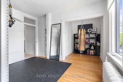 Photo 20 at 29 Shannon Street, Bellwoods, Toronto