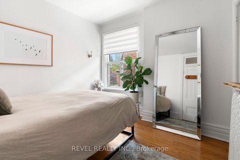 Photo 21 at 29 Shannon Street, Bellwoods, Toronto