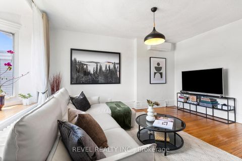 Photo 24 at 29 Shannon Street, Bellwoods, Toronto