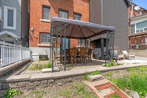 Photo 36 at 29 Shannon Street, Bellwoods, Toronto