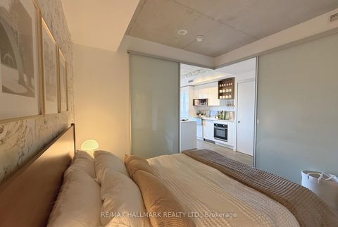Photo 6 at 313 - 383 Sorauren Avenue, Roncesvalles, Toronto