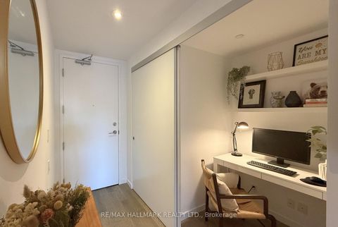 Photo 12 at 313 - 383 Sorauren Avenue, Roncesvalles, Toronto