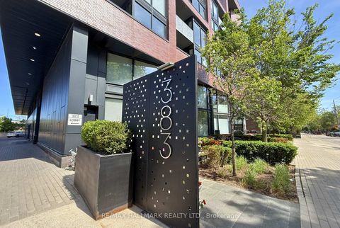 Photo 27 at 313 - 383 Sorauren Avenue, Roncesvalles, Toronto