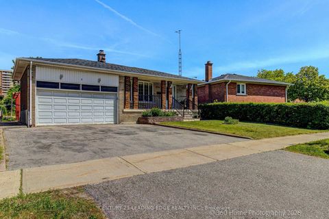 Photo 1 at 4 Blacksmith Crescent, Black Creek, Toronto