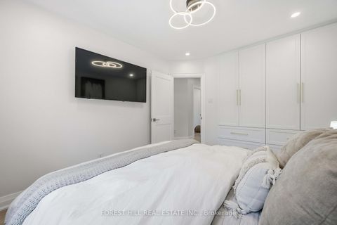Photo 16 at 9 Marilyn Crescent, Parkview, Toronto