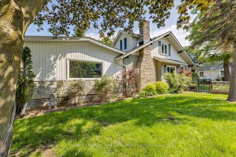 Photo 2 at 181 Lake Drive N, Historic Lakeshore Communities, Georgina