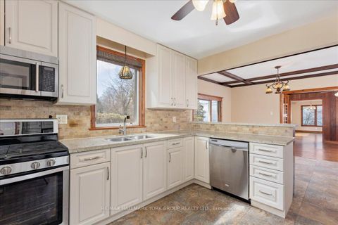Photo 8 at 181 Lake Drive N, Historic Lakeshore Communities, Georgina