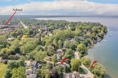 Photo 37 at 181 Lake Drive N, Historic Lakeshore Communities, Georgina