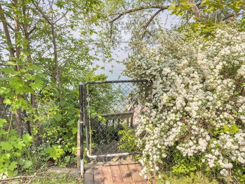 Photo 40 at 181 Lake Drive N, Historic Lakeshore Communities, Georgina