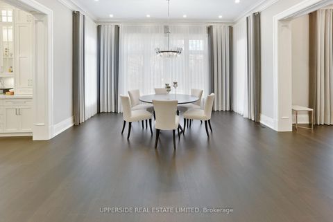 Photo 5 at 28 Thornridge Drive, Yorkhill, Vaughan