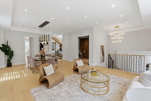 Photo 4 at 68 Lynnhaven Road, Lawrence, Toronto