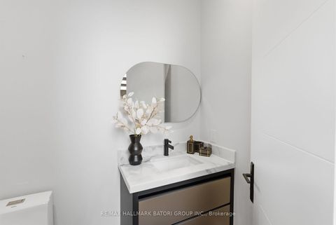 Photo 10 at 68 Lynnhaven Road, Lawrence, Toronto