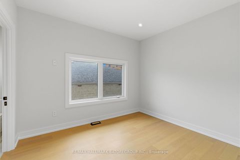 Photo 27 at 68 Lynnhaven Road, Lawrence, Toronto