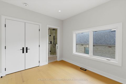 Photo 28 at 68 Lynnhaven Road, Lawrence, Toronto