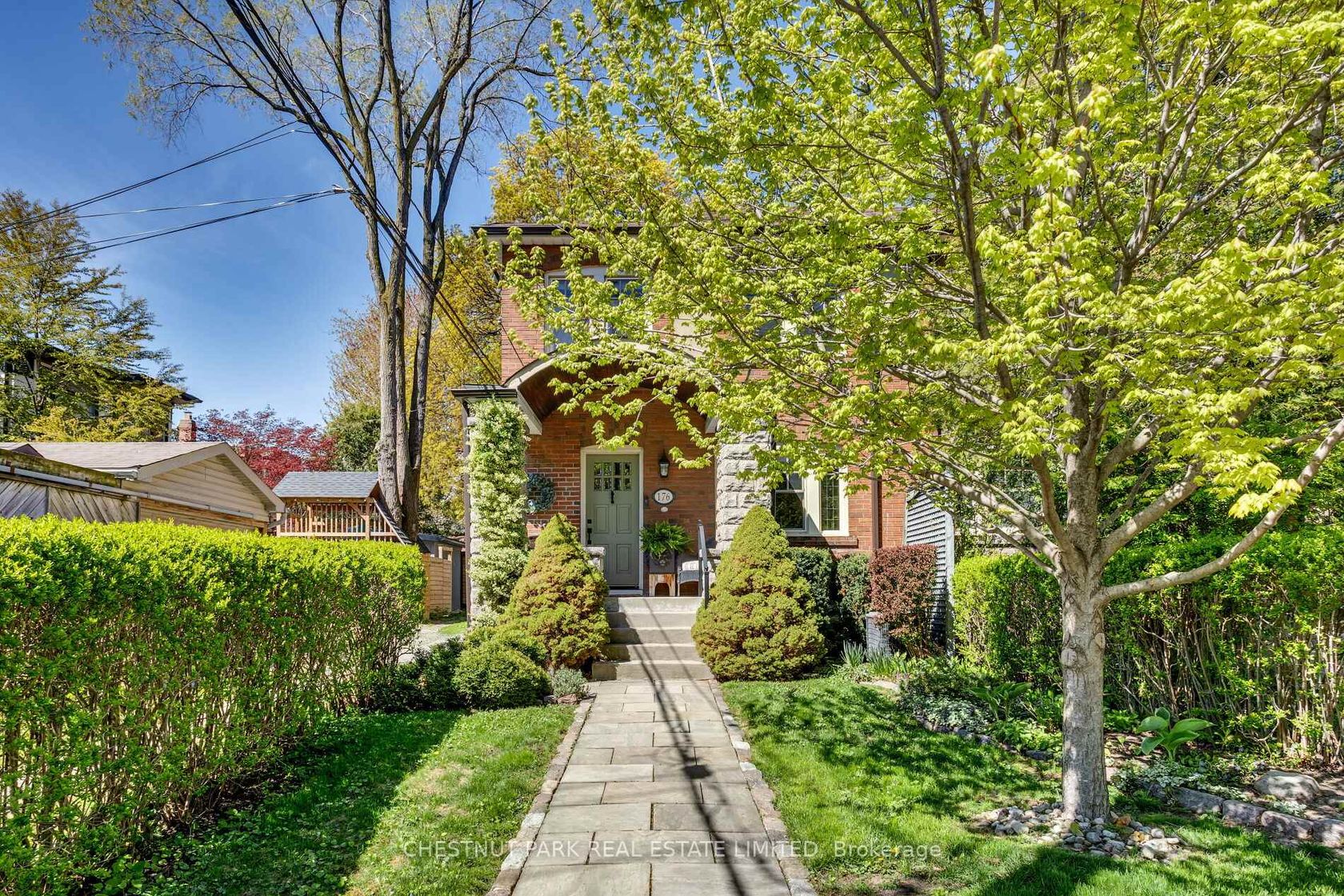 176 Forman Avenue, Mount Pleasant East, Toronto photo number 2