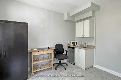 Photo 25 at 61 Scarlett Road, Smythe, Toronto