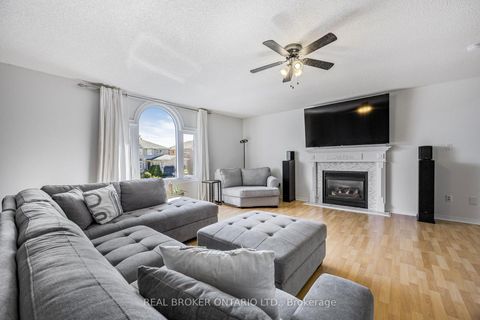 Photo 16 at 32 Black Willow Drive, Holly, Barrie