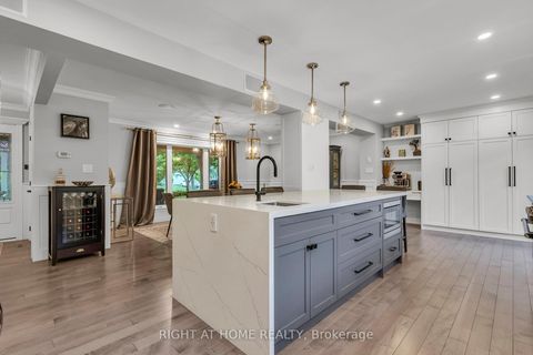Photo 14 at 35 Senator Reesor's Drive, Amberglen, Markham