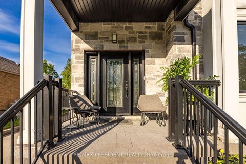 Photo 3 at 3 Highvale Road, Birchmount, Toronto