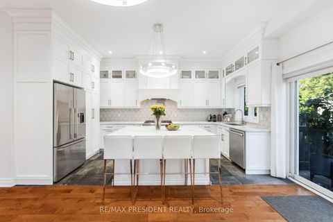 Photo 11 at 3 Highvale Road, Birchmount, Toronto