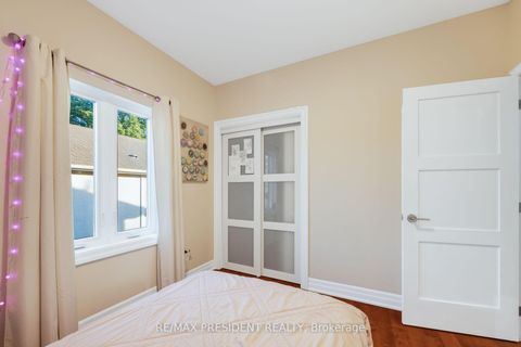 Photo 33 at 3 Highvale Road, Birchmount, Toronto