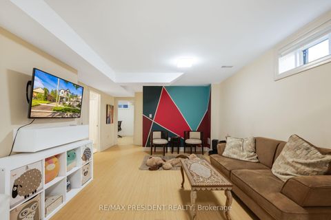 Photo 38 at 3 Highvale Road, Birchmount, Toronto