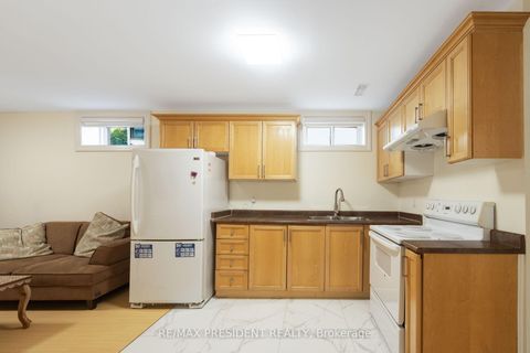 Photo 39 at 3 Highvale Road, Birchmount, Toronto