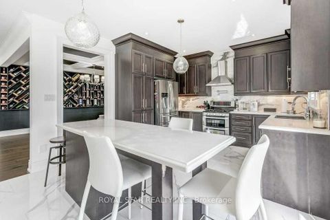 Photo 12 at 1409 Lormel Gate Avenue, Lefroy, Innisfil