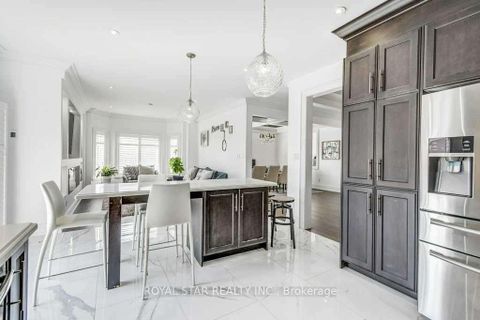 Photo 15 at 1409 Lormel Gate Avenue, Lefroy, Innisfil